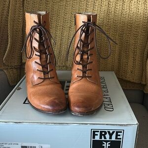 Frye Courtney cognac  Leather Lace-Up Boots 🤎NWT🤎